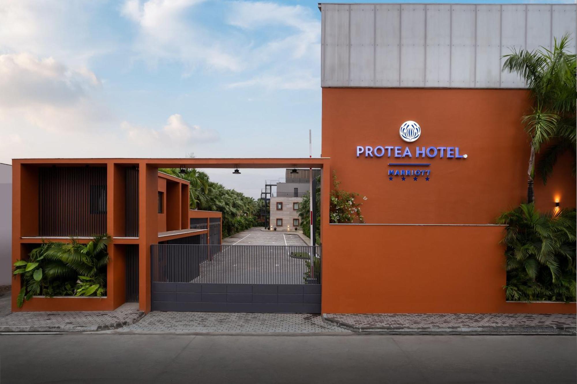 Protea Hotel By Marriott Luanda Buitenkant foto