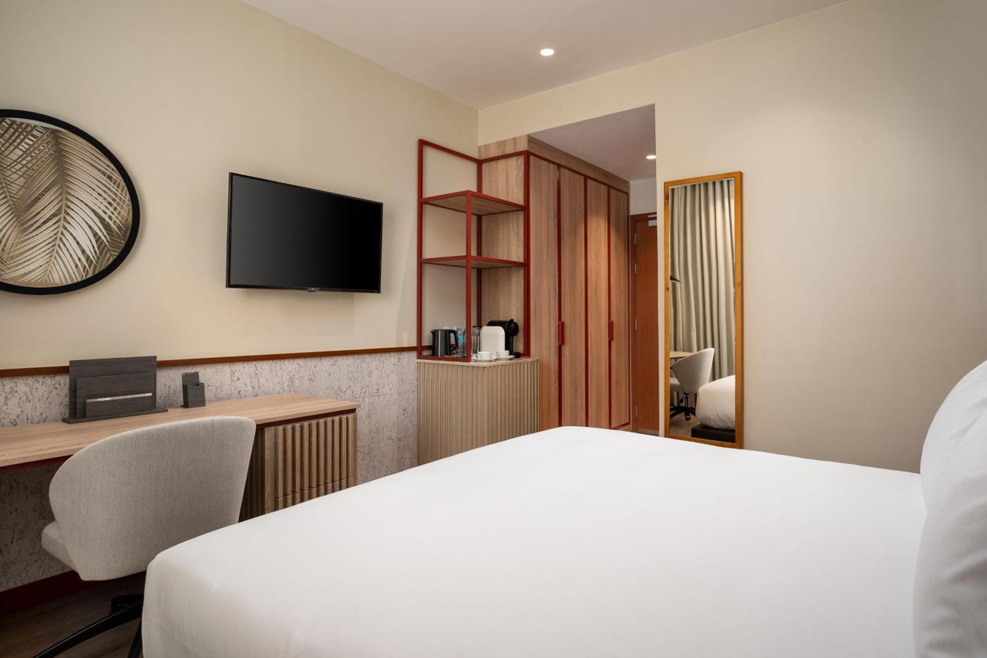 Protea Hotel By Marriott Luanda Buitenkant foto