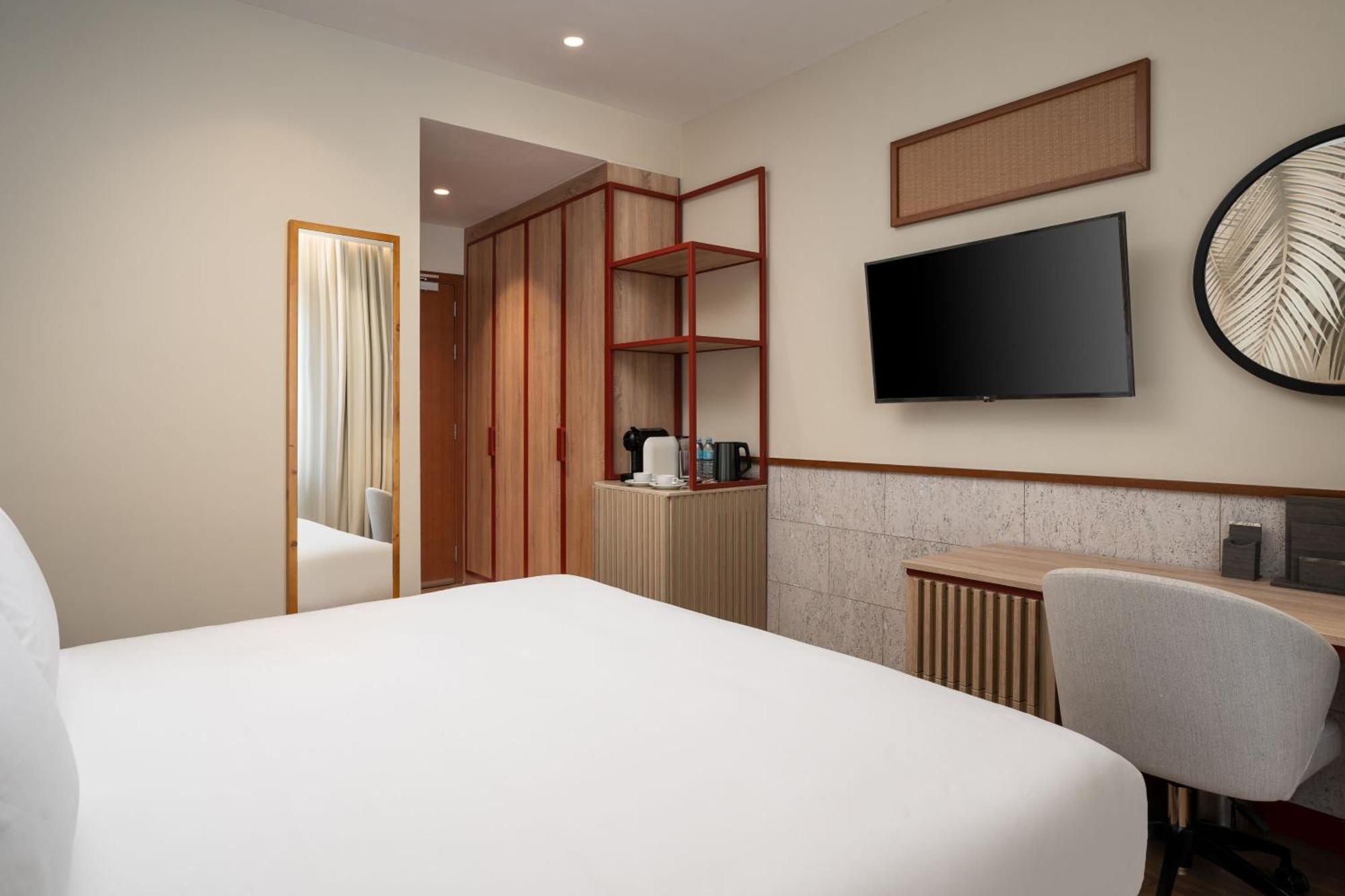Protea Hotel By Marriott Luanda Buitenkant foto