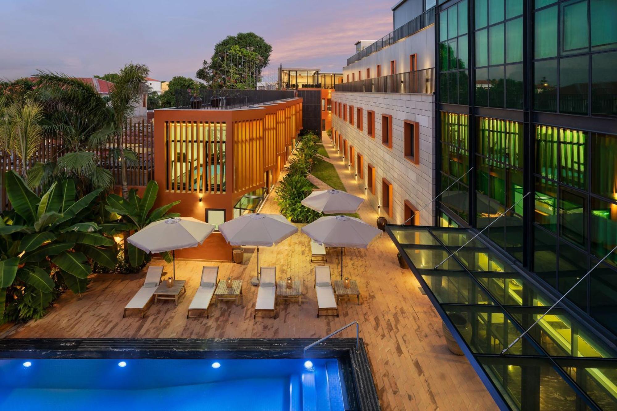 Protea Hotel By Marriott Luanda Buitenkant foto