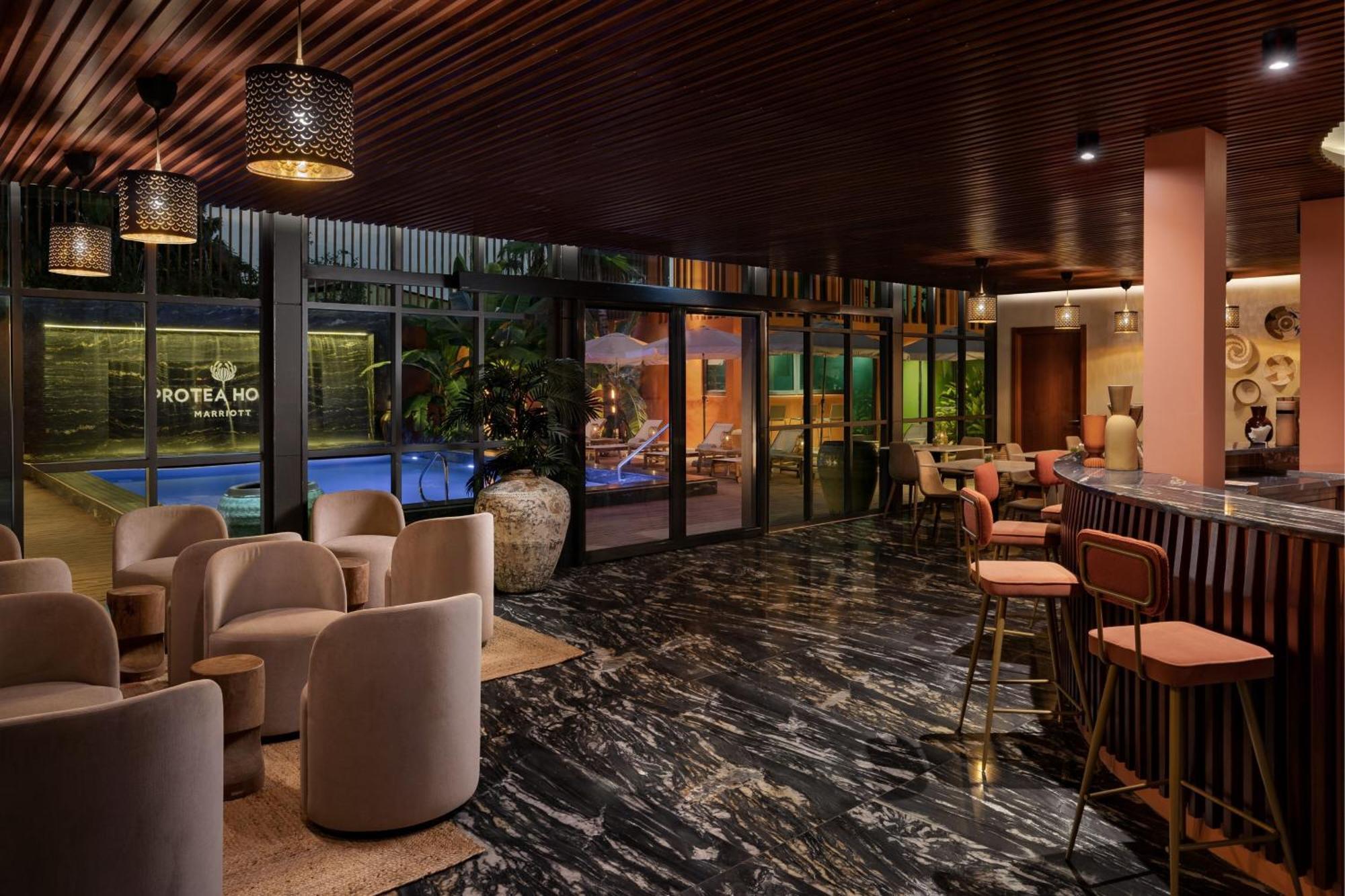 Protea Hotel By Marriott Luanda Buitenkant foto