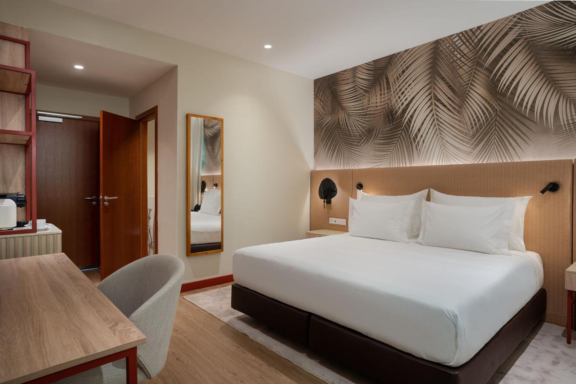 Protea Hotel By Marriott Luanda Buitenkant foto